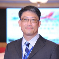 林崇智 George Lin
群創光電股份有限公司 先進封裝事業部資深處長
Sr. Director of Advanced Package Business Unit, Innolux Corporation